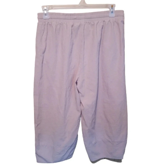 KHAKI Capris - Picture 3 of 5